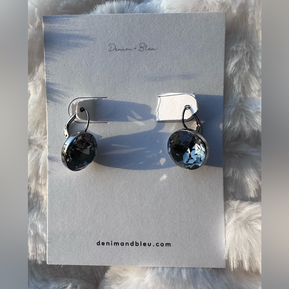 Swarovski Bella drop earrings- Smokey gray